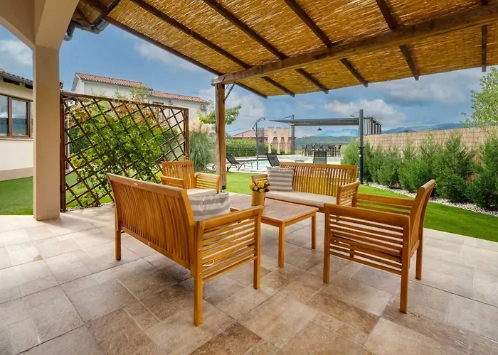 Ferienvilla Mit Pool- Ruhige Aria By Interhome Dom wakacyjny Kastav