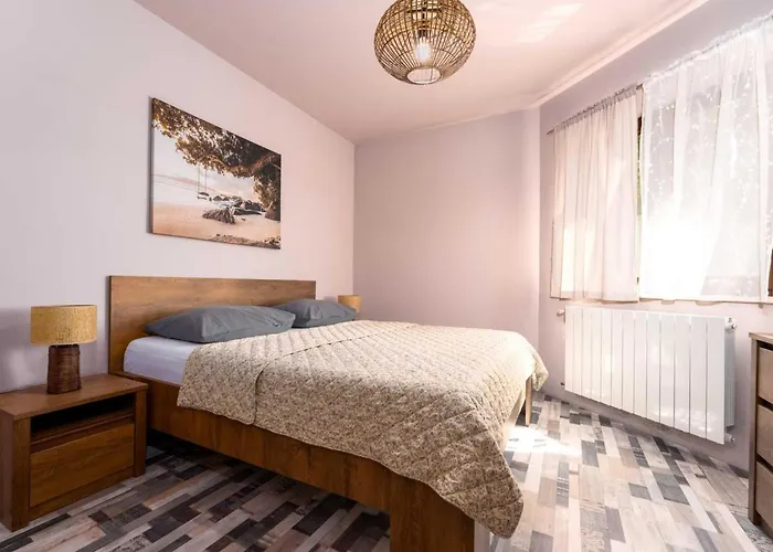Ferienvilla Mit Pool- Ruhige Aria By Interhome *