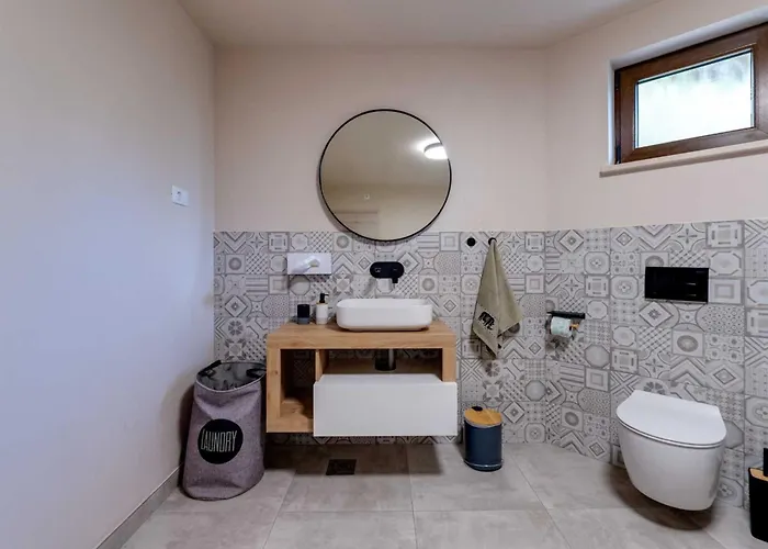 Ferienvilla Mit Pool- Ruhige Aria By Interhome *