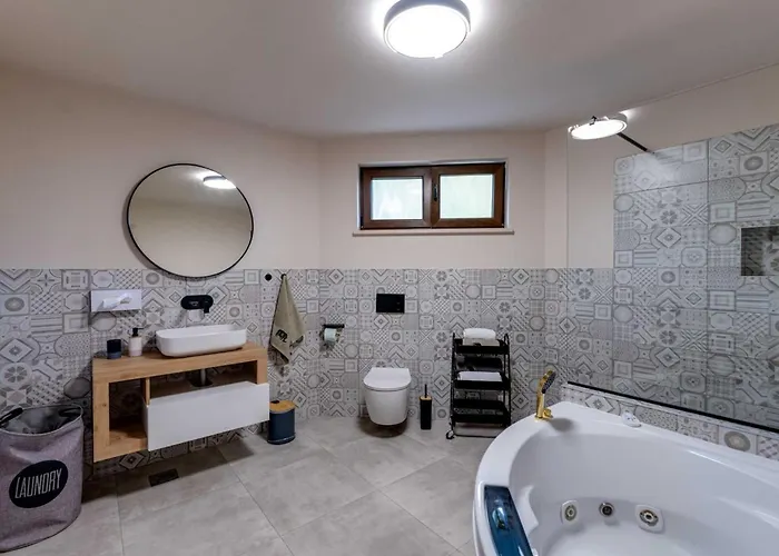 度假居 Ferienvilla Mit Pool- Ruhige Aria By Interhome