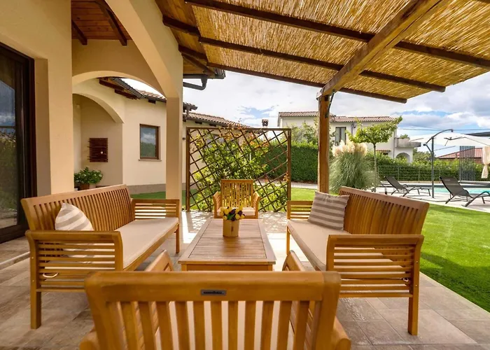 Ferienvilla Mit Pool- Ruhige Aria By Interhome Dom wakacyjny Kastav