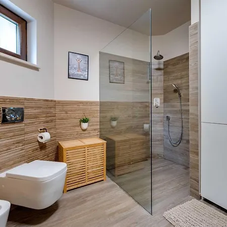 Ferienvilla Mit Pool- Ruhige Aria By Interhome