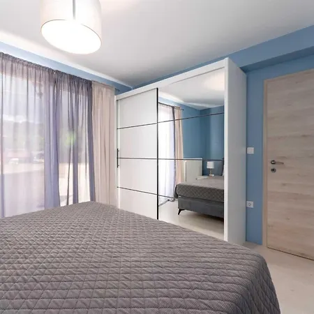 Ferienvilla Mit Pool- Ruhige Aria By Interhome Kastav