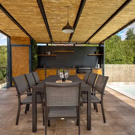Holiday home Ferienvilla Mit Pool- Ruhige Aria By Interhome Kastav